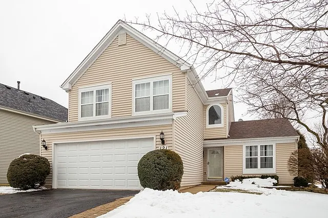 121 Augusta Dr photo 1