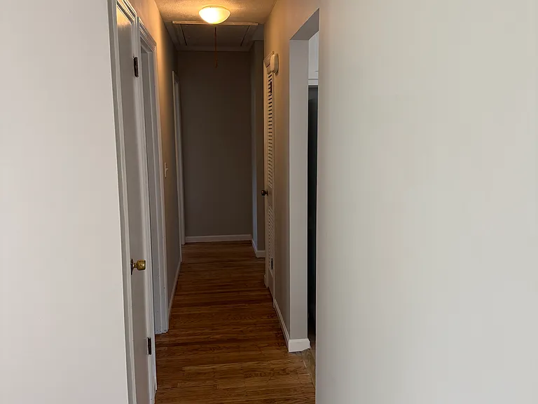 7805 Mary Sue Dr — Photo 8