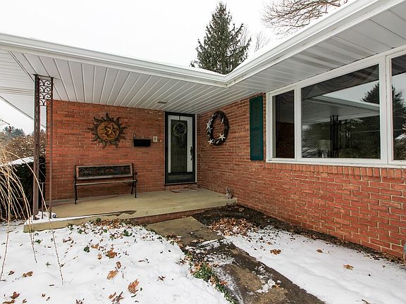 5th image of 330 Avalon Dr