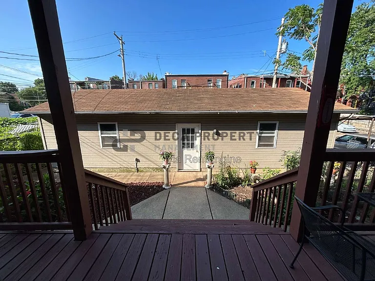 2304 Russell Blvd #1E — Photo 12