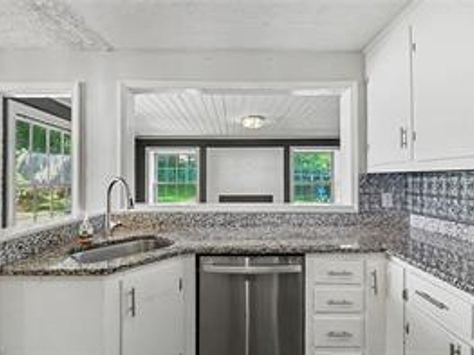 1st image of 1249 Wedgewood Dr