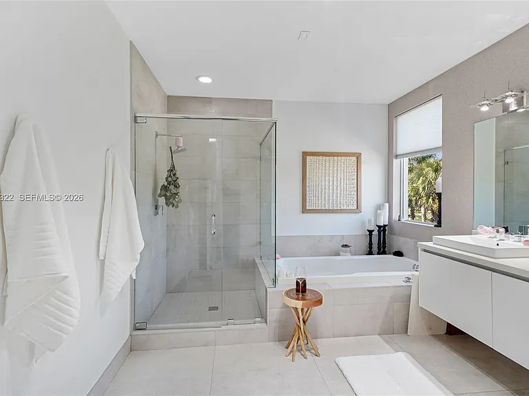 7515 NW 99th Ave — Photo 44