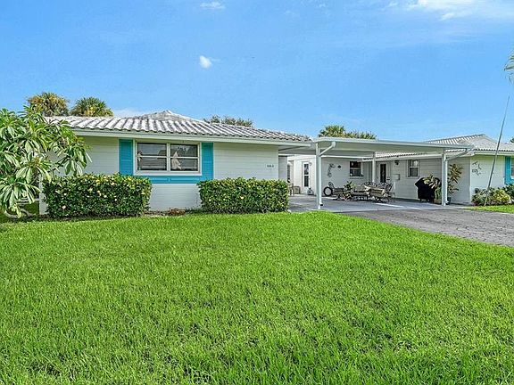 2nd image of 1523 LAKESIDE DRIVE #15