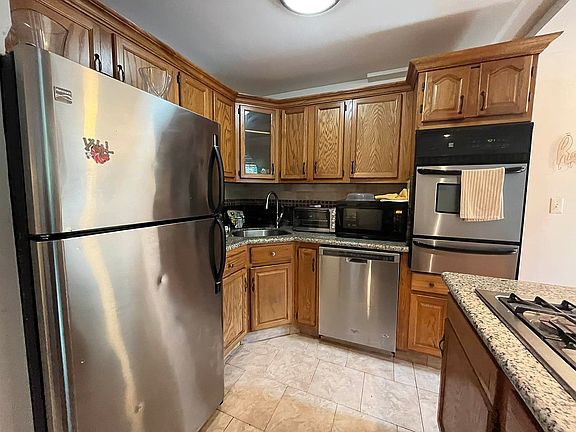 4th image of 189 Saratoga Ave #3