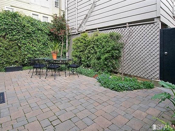 4th image of 73 75 Wood St