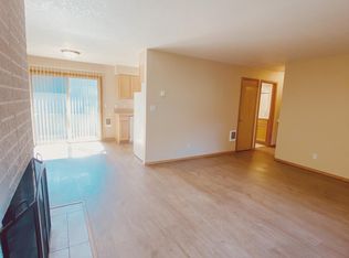 1970 SW Roxbury Ave #1, Portland, OR 97225