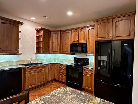 4th image of 1306 N Hamilton Dr Unit B