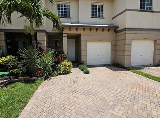 2022 Marsh Harbor Dr, West Palm Beach, FL 33404