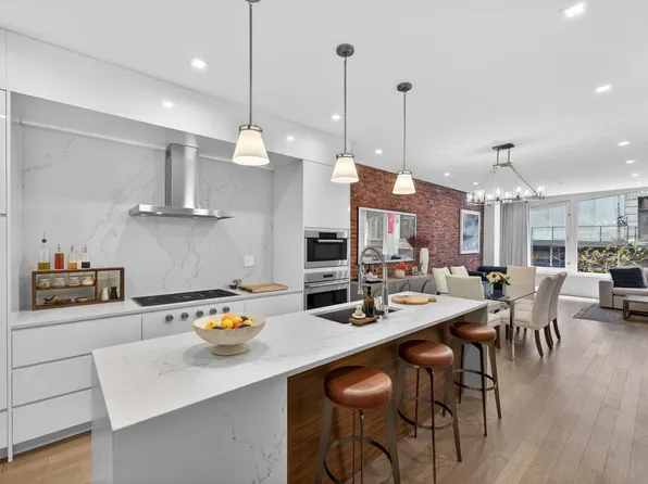 17 East 17th Street image 1 of 26