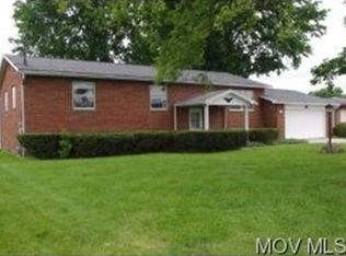 3302 1st Ave, Vienna, WV 26105