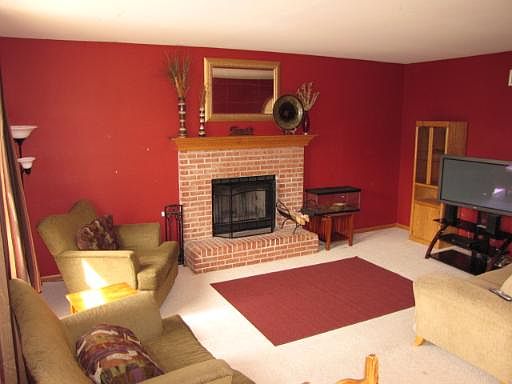 2nd image of 7412 Windstone Ct