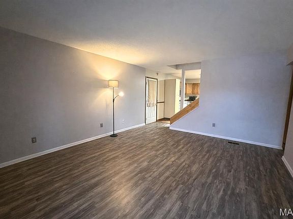 2nd image of 146 Jupiter Dr