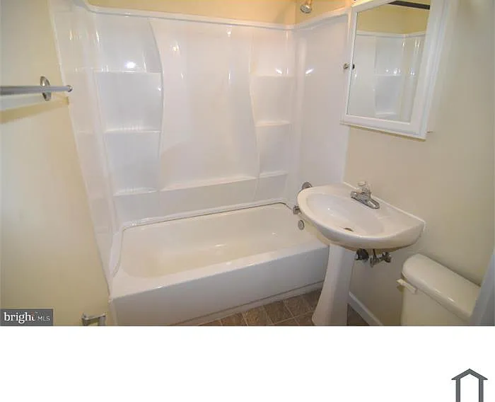 5380 Beta Pl — Photo 5