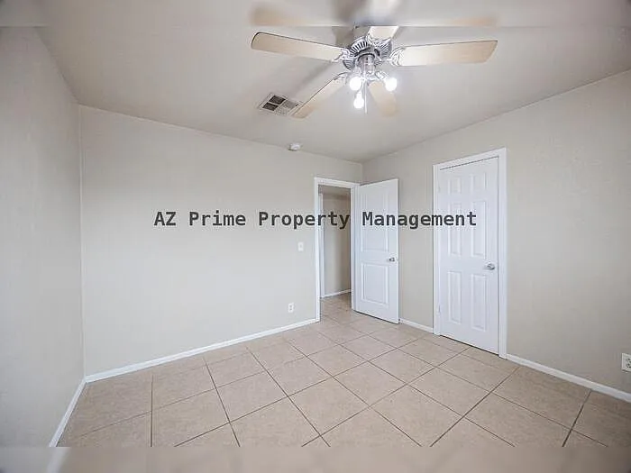 2062 E Nancy Ln — Photo 22