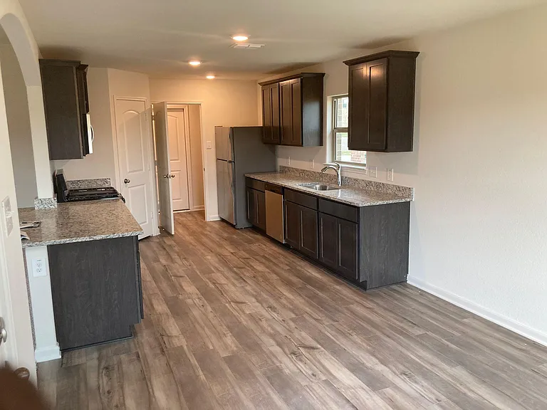 3007 Boran Dr — Photo 32