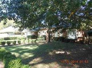 216 Deepwoods Dr, Valley Grande, AL 36701