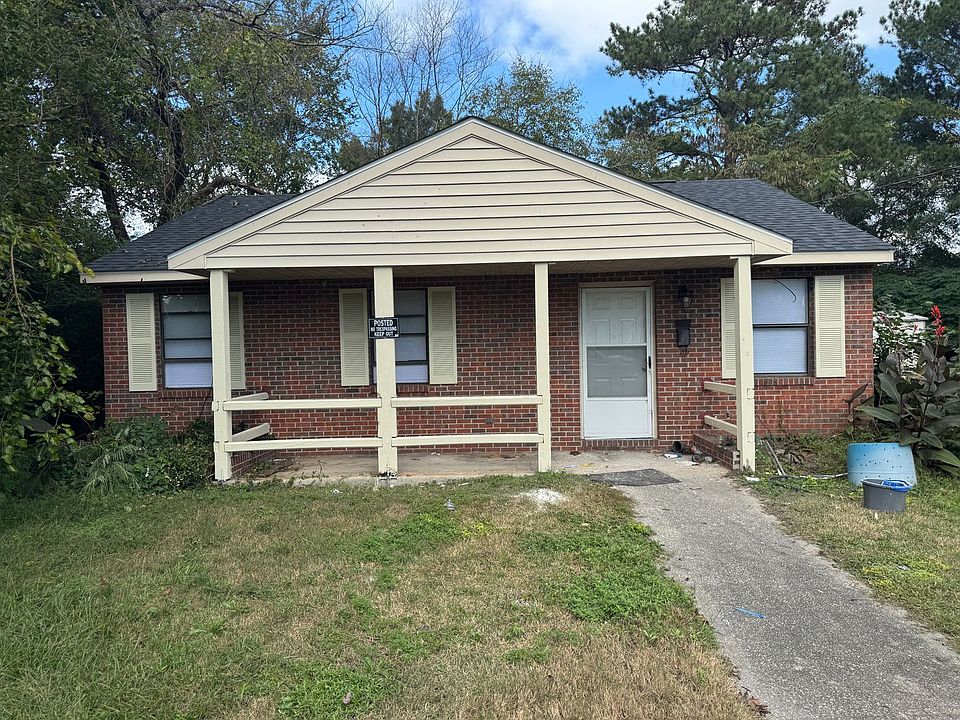 1st image of 122 Burnette St