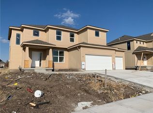 28300 W 162nd Ter, Gardner, KS 66030