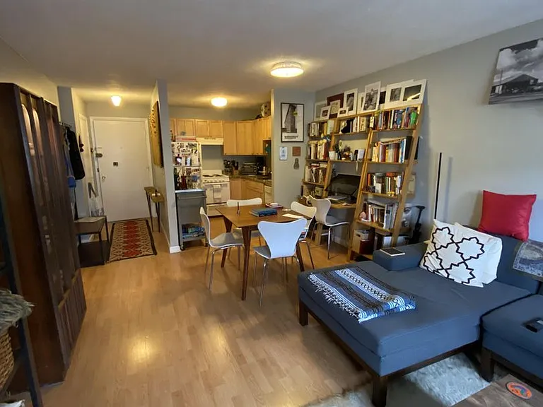 15 Walbridge St #34 — Photo 4