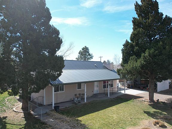 4th image of 273 W Snake River Ave