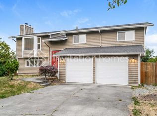 1216 S 236th Pl, Seattle, WA 98198
