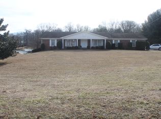 100 Lake Haven Ln, Hendersonville, TN 37075