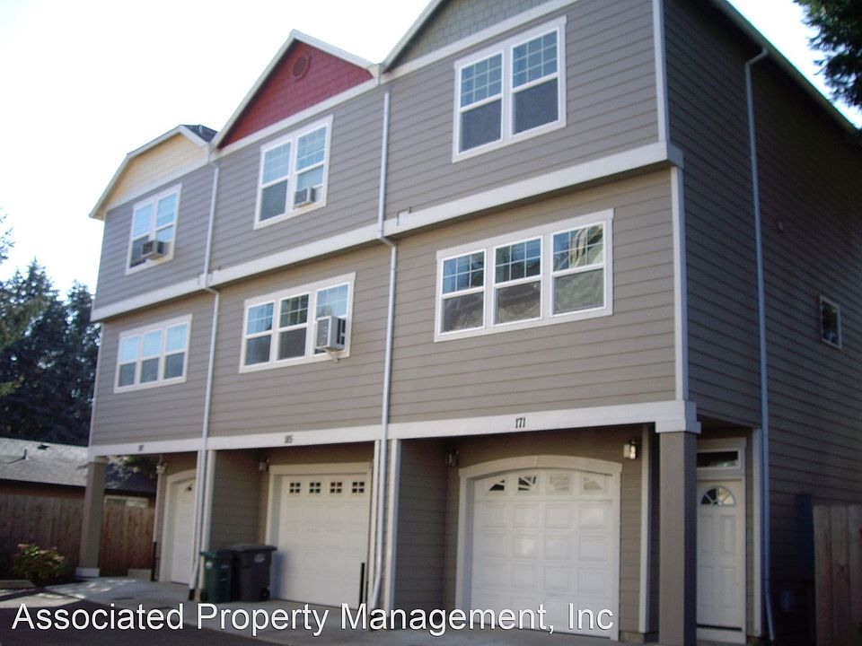 1st image of 185 SE 11th Pl