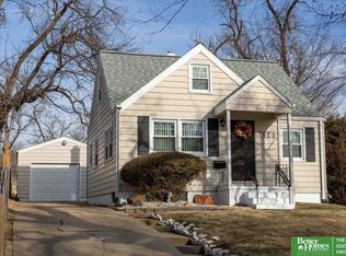 3936 Nebraska Ave, Omaha, NE 68111