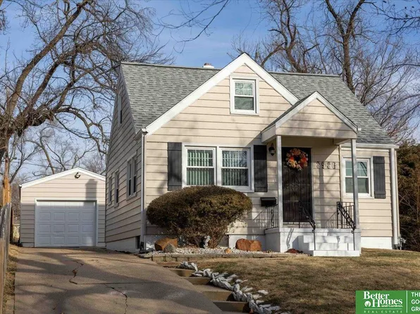 3936 Nebraska Ave, Omaha, NE 68111