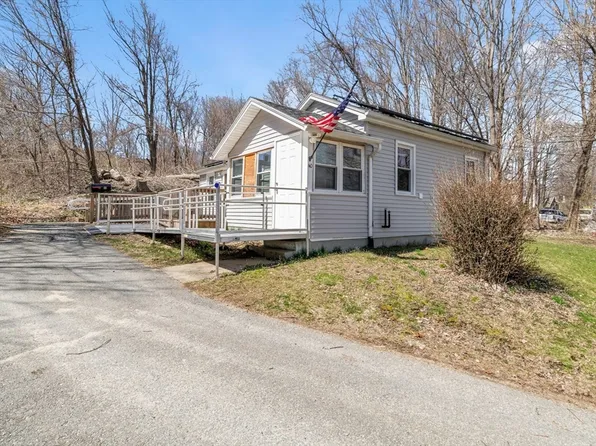 40 Washington St, Monson, MA 01057