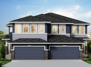 217 W Chelsea Ct, Chestermere, AB T1X2Z4