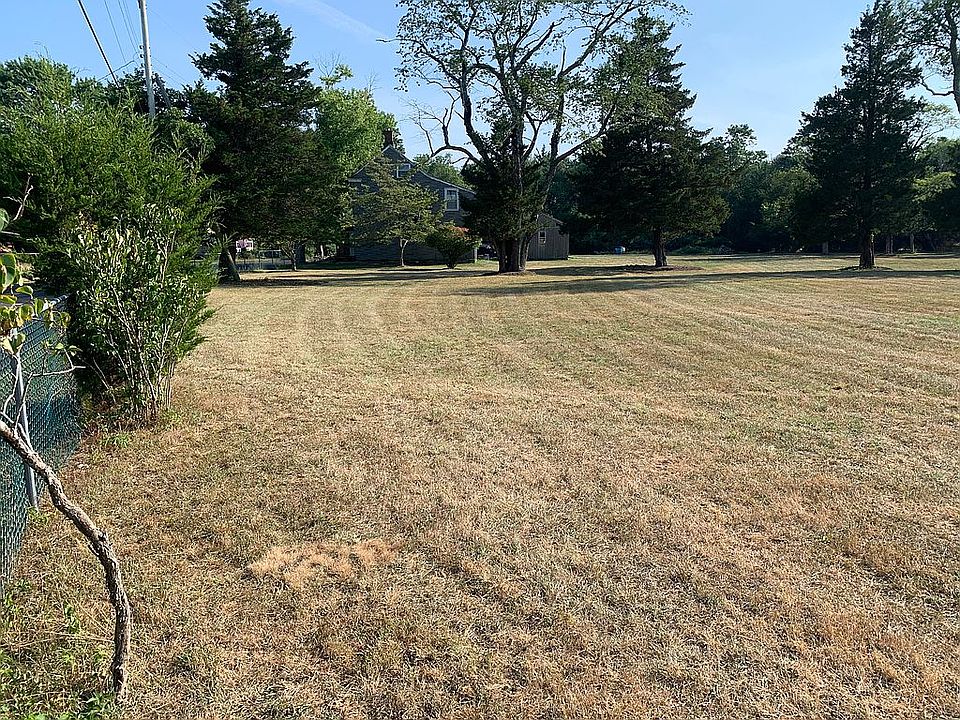 Beautiful lot approx. 1 1/2 