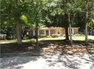 1411 Maple Dr, Daphne, AL 36526