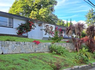 8019 Sterling Dr, Oakland, CA 94605