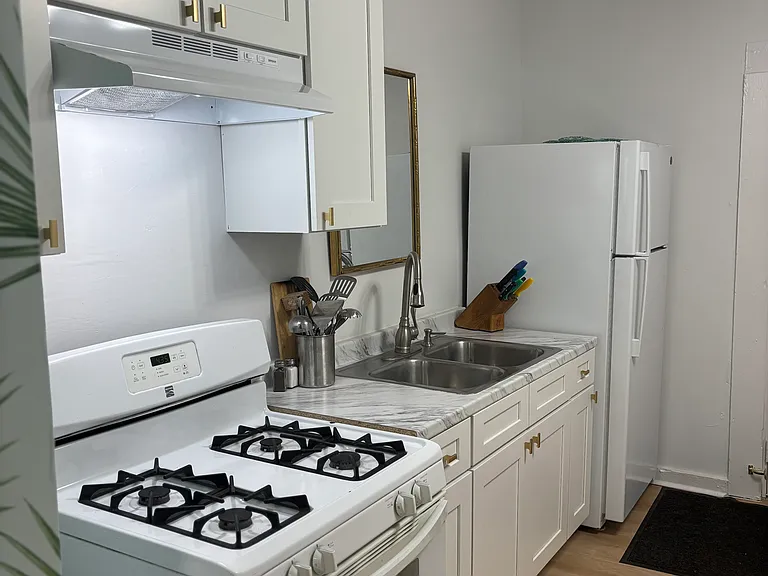 2116 Valmont St #C — Photo 6