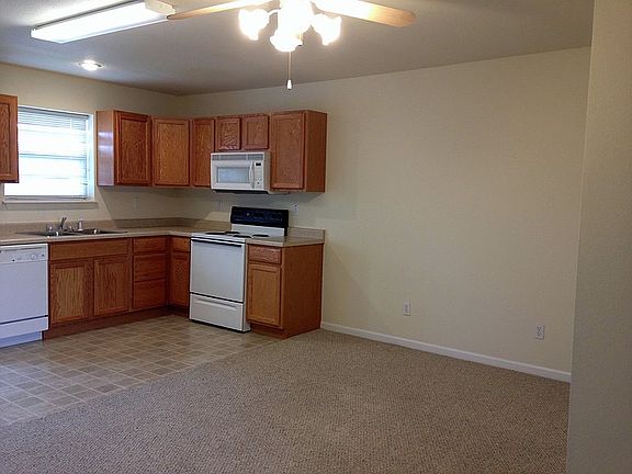 2nd image of 3100 Brianna Blvd #633
