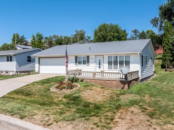 305 1st Ave, Portsmouth, IA 51565