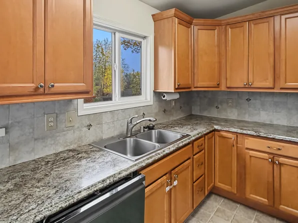 19034 N Chichagof Loop, Eagle River, AK 99577