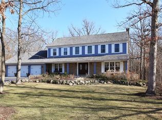 289 Pembroke Dr, Lake Forest, IL 60045