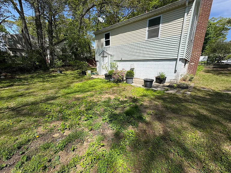 4 Seawanhaka Ave — Photo 9