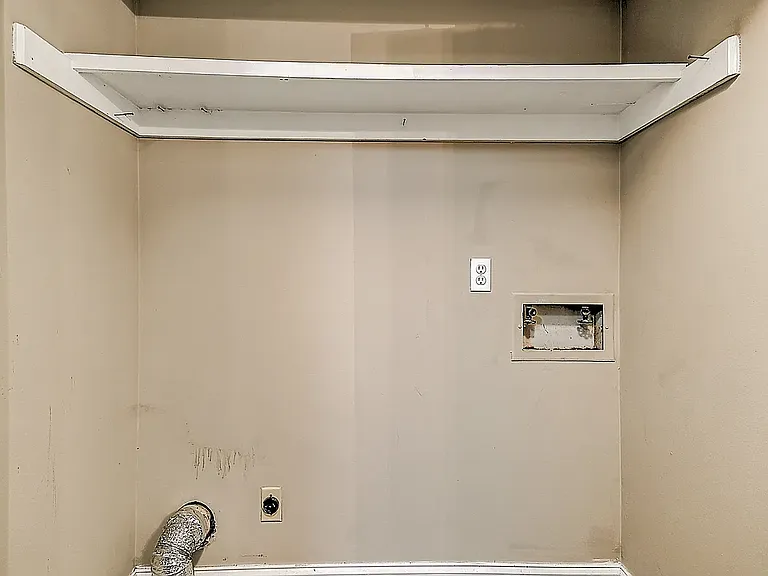 109 Beechnut St #7 — Photo 25