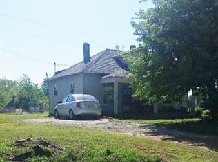 502 Ed Woods Rd, Jackson, TN 38305