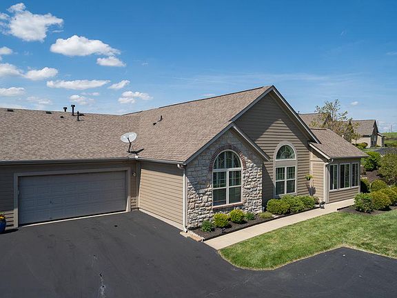 2nd image of 9076 Royal Oak Ln