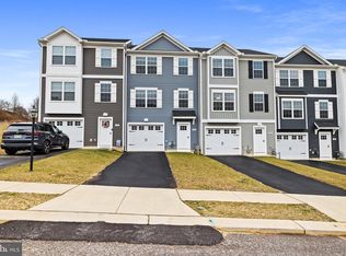 495 S Spring Garden St #402, Carlisle, PA 17013