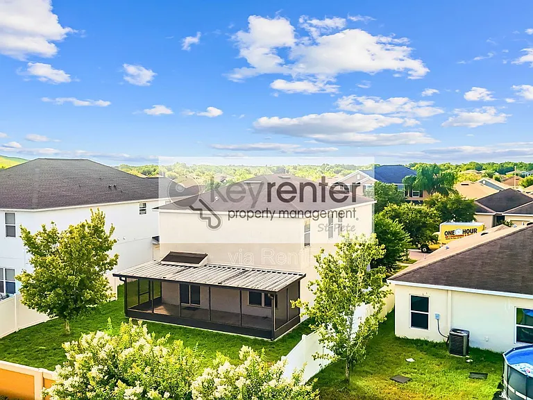 14517 Dunrobin Dr — Photo 55