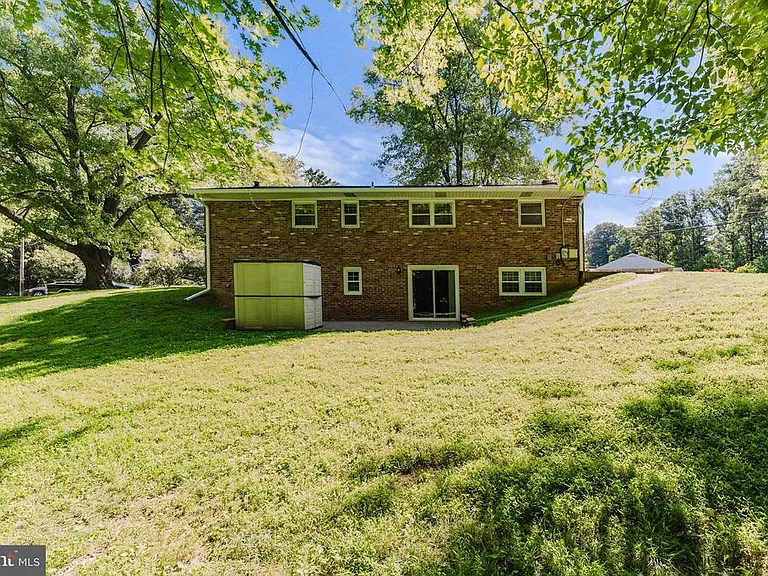 5683 Ravenel Ln — Photo 42
