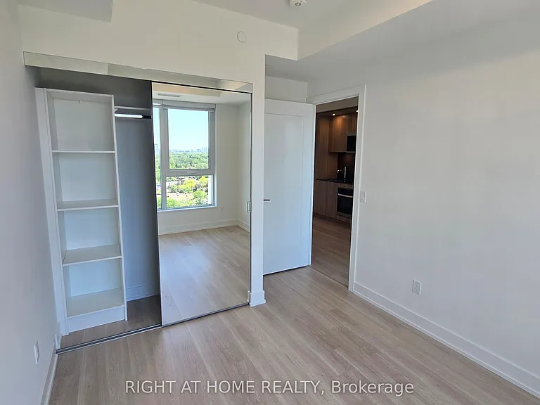60 Central Park Dr #1707 — Photo 38