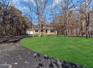 10 Beatrice Ln, Jackson, NJ 08527