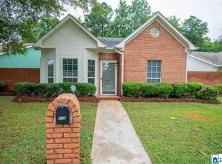 872 Springville Dr, Birmingham, AL 35215