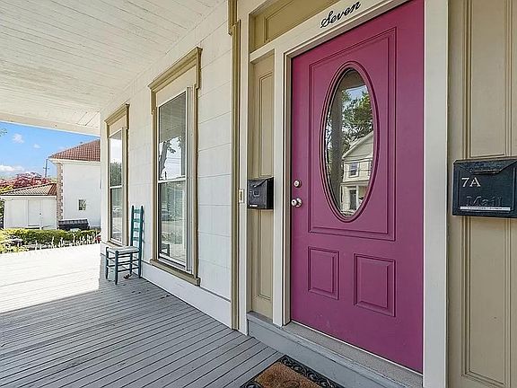Private Entrance